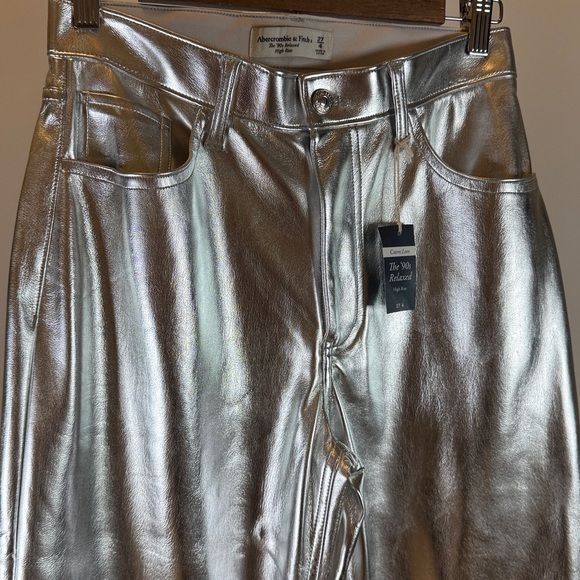 A&F The 90s Straight Ultra High Rise Silver Metallic Pants. SZ 27/4 - Picture 4 of 7